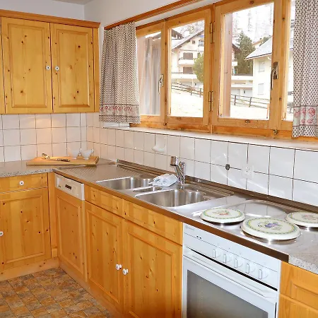Chalet Chalet Muragls Sur Nyaraló Pontresina